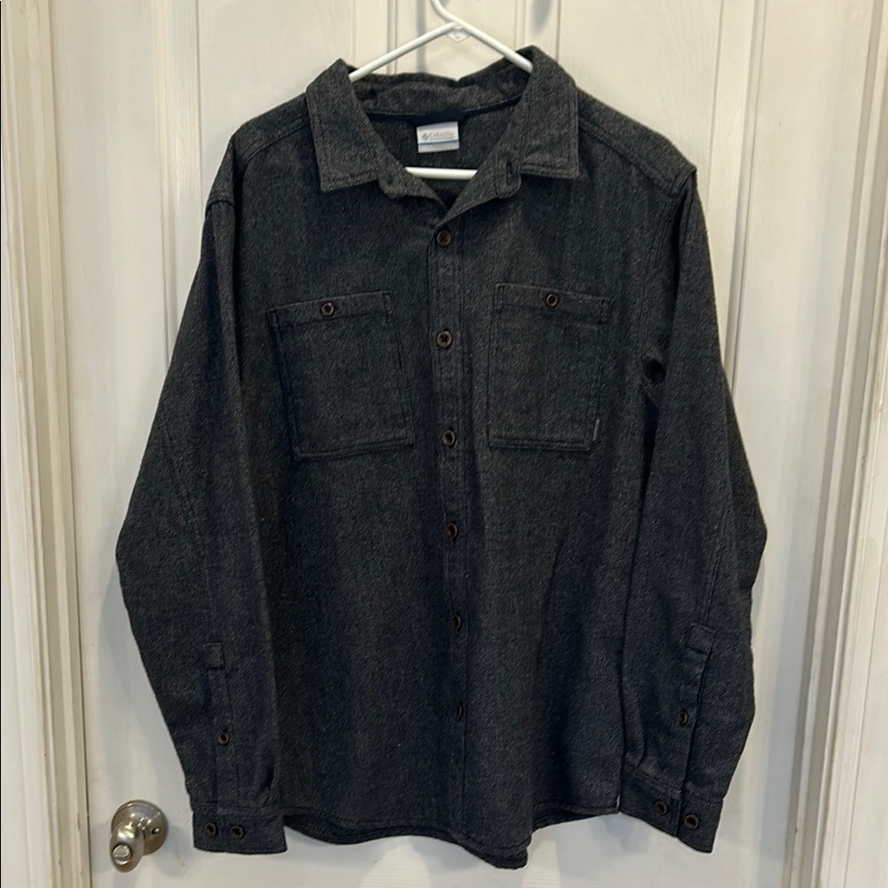 Columbia, Men's Large, Blue Button-Up Shirt